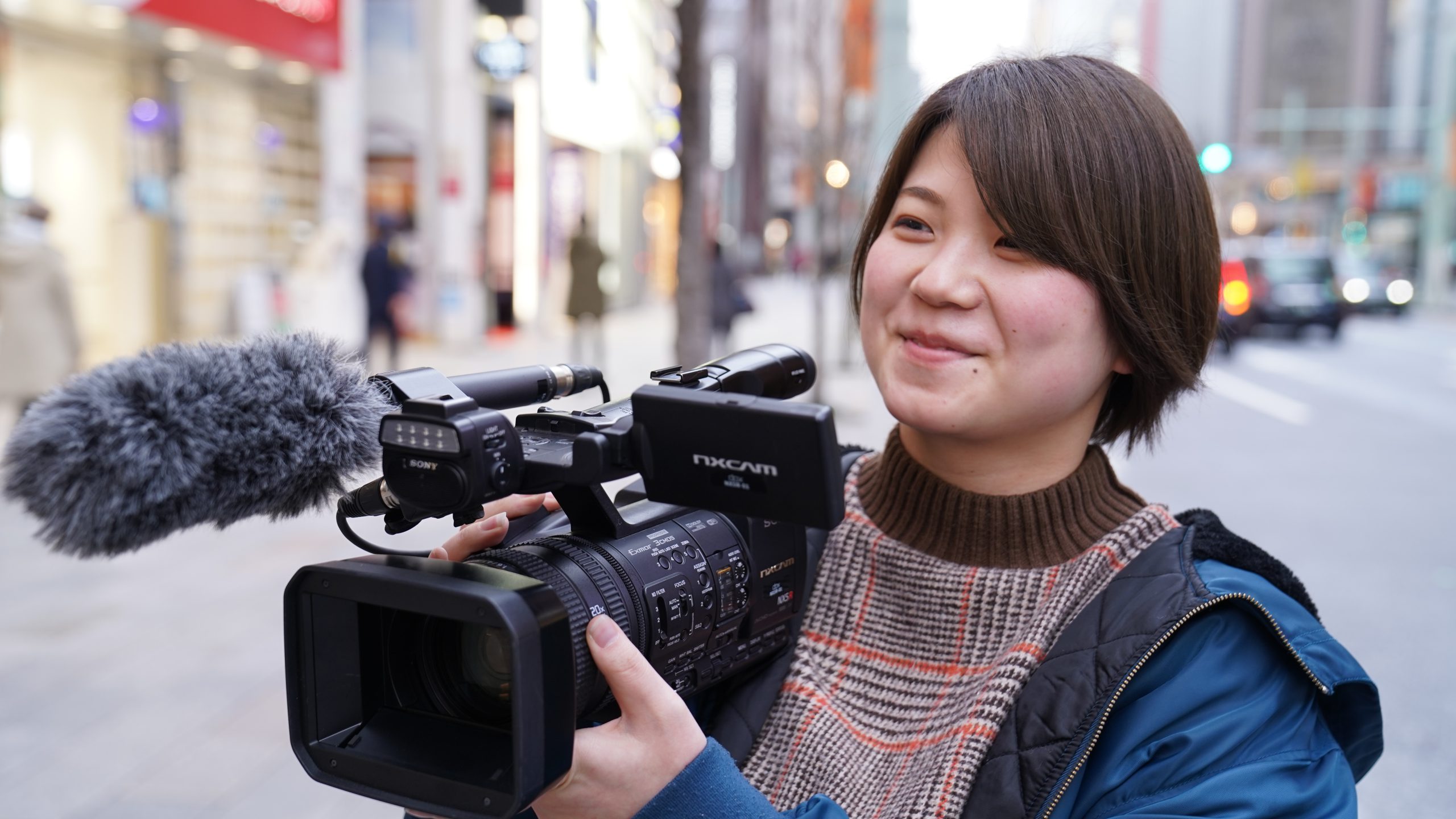 女性ADのライフワークスタイル | テレビ番組制作の株式会社ドックス